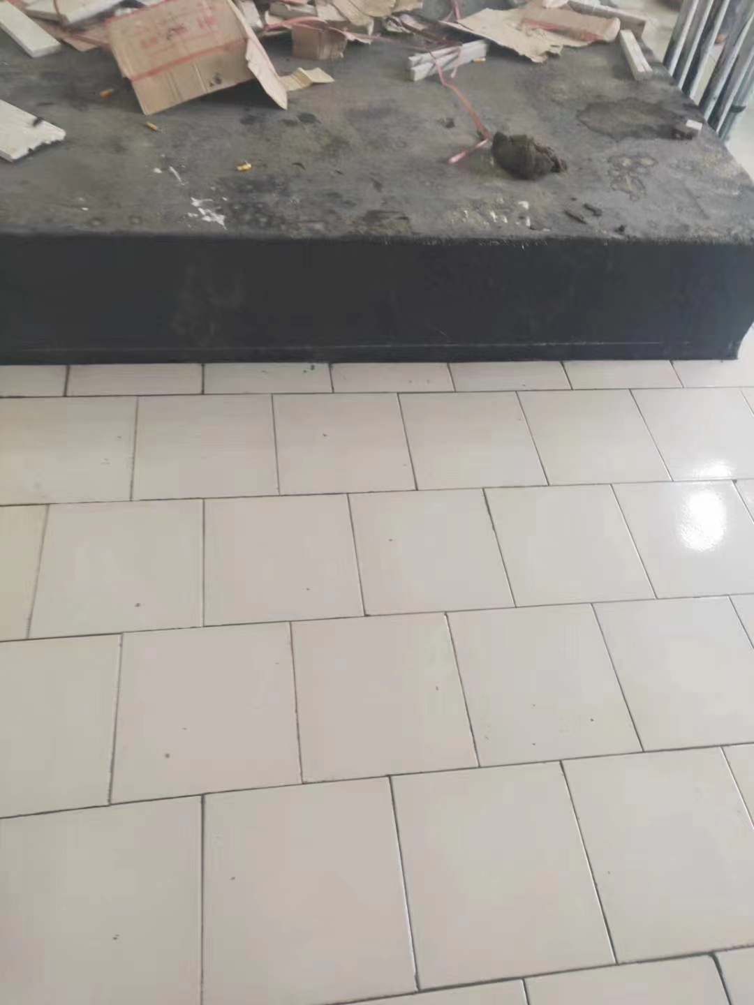 準(zhǔn)確選擇一款適用的耐腐蝕膠泥，可以充分延長(zhǎng)設(shè)施或者設(shè)備的使用壽命